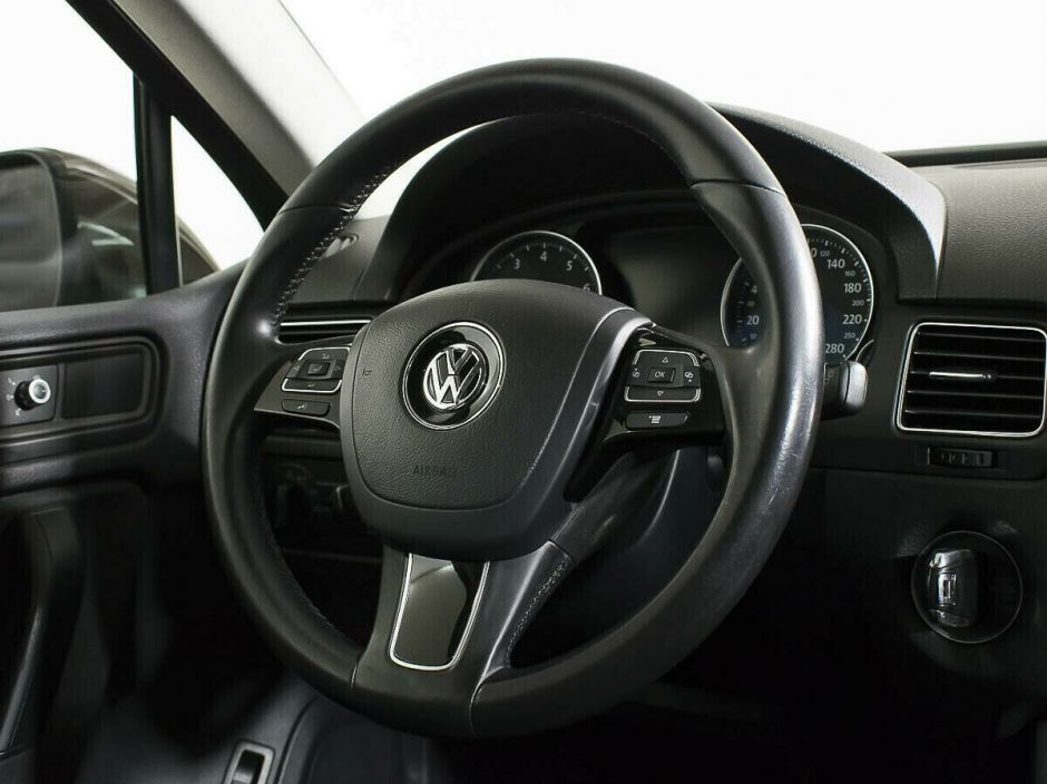 Volkswagen Touareg 3.6 АКПП, 2013, 128 000 км фото 9