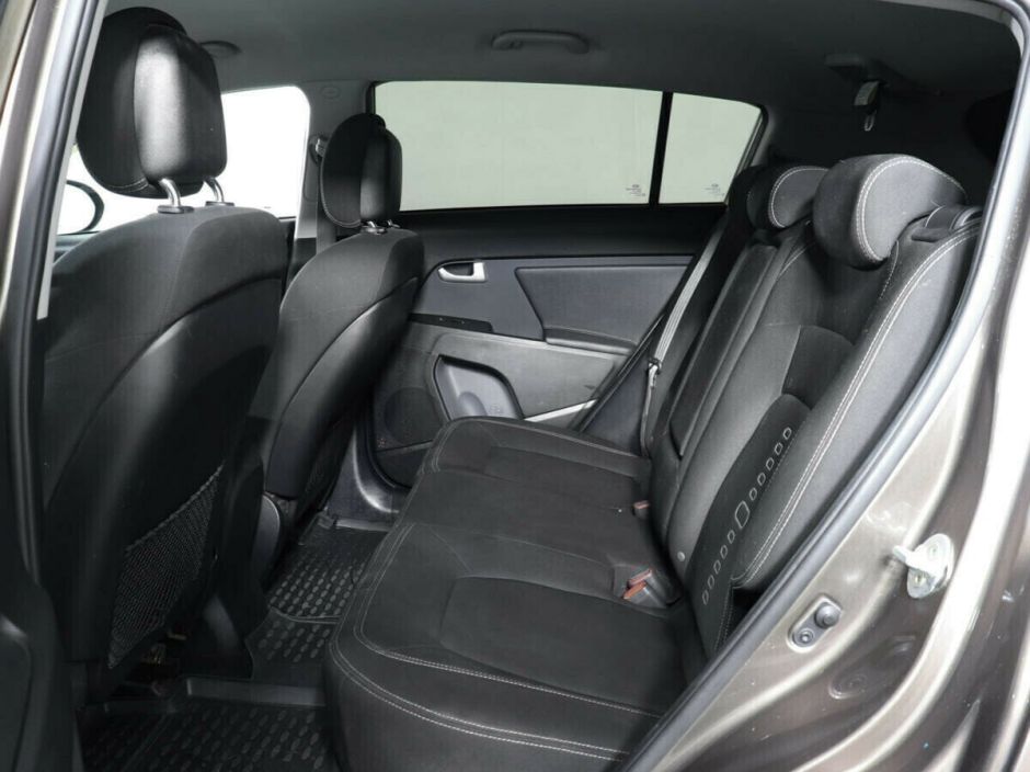 Kia Sportage 2.0 МКПП, 2011, 158 000 км фото 7