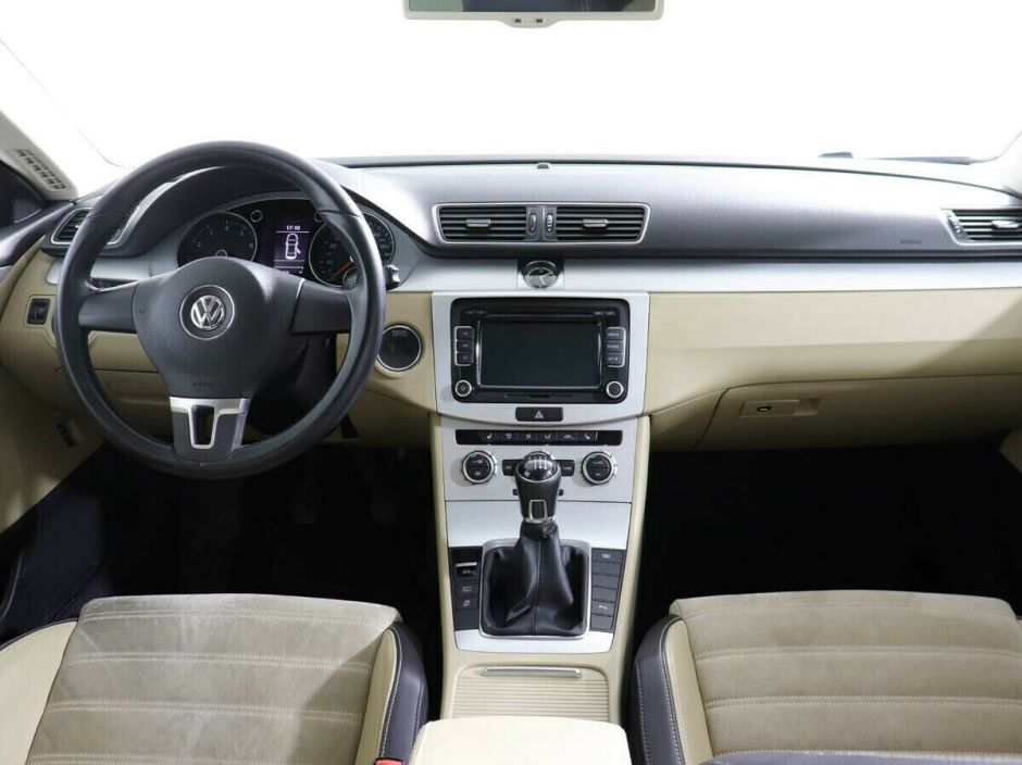 Volkswagen Passat CC 1.8 МКПП, 2012, 138 000 км фото 5