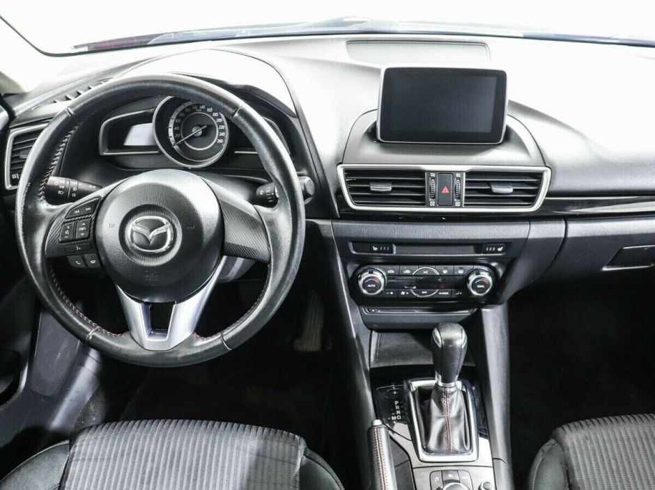 Mazda 3 1.5 АКПП, 2015, 95 000 км фото 6