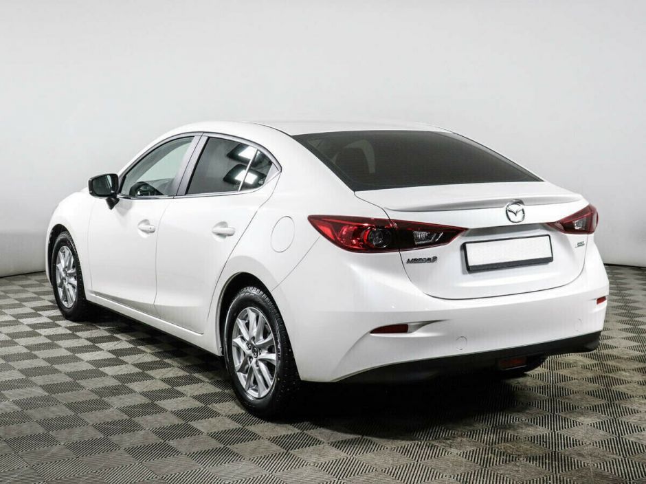 Mazda 3 1.5 АКПП, 2018, 65 000 км фото 4