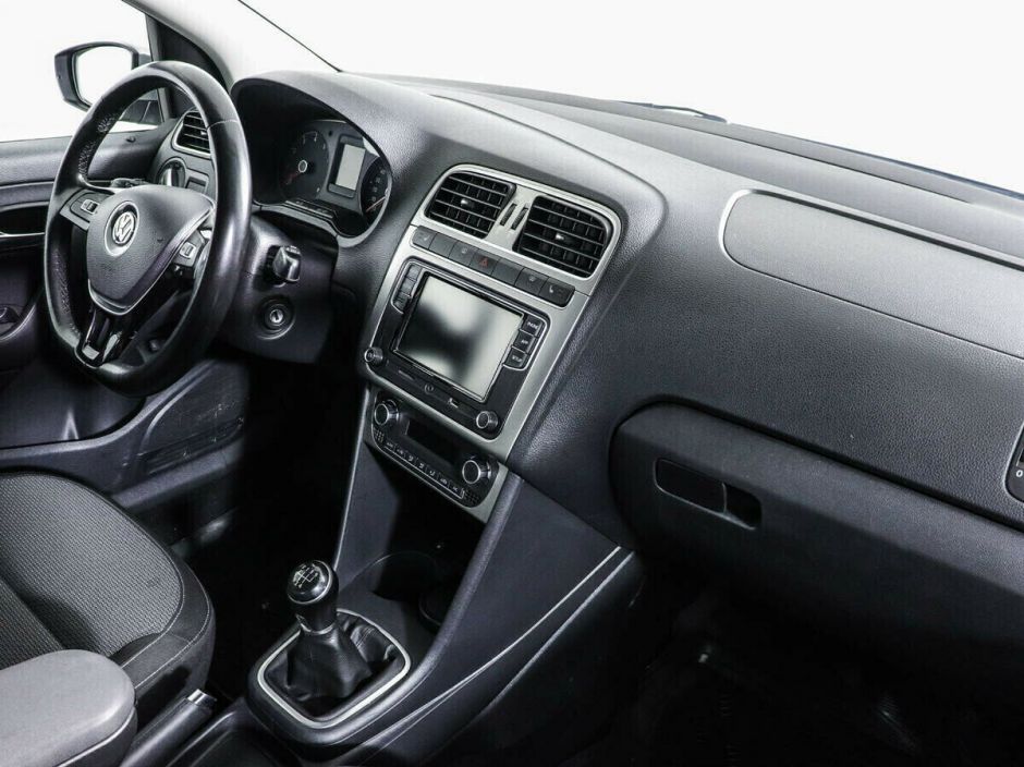 Volkswagen Polo 1.6 МКПП, 2019, 54 000 км фото 6
