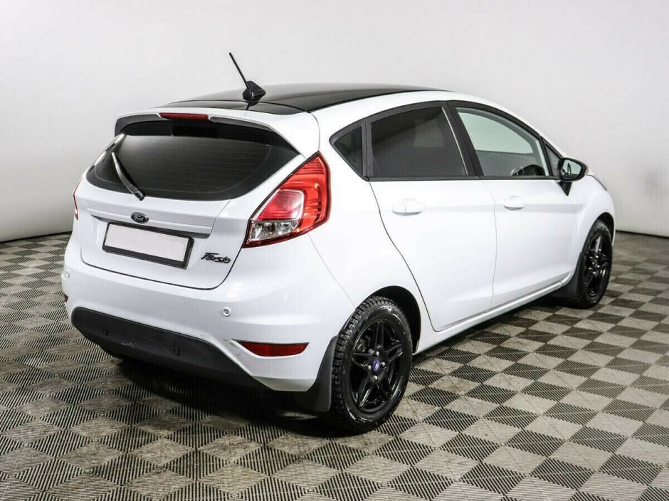 Ford Fiesta 1.6 РКПП, 2017, 77 000 км фото 3