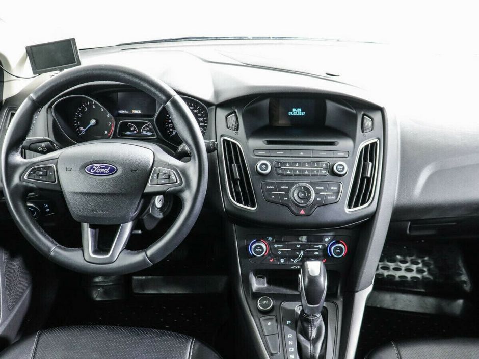 Ford Focus 1.6 РКПП, 2018, 71 000 км фото 5