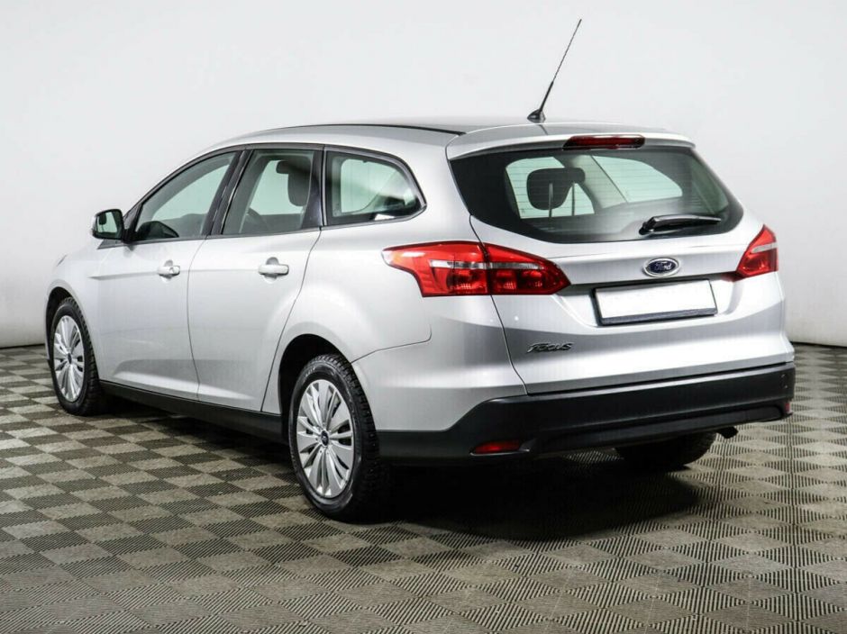 Ford Focus 1.6 РКПП, 2016, 97 000 км фото 4