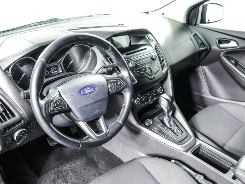 Ford Focus 1.6 РКПП, 2017, 71 000 км фото 9
