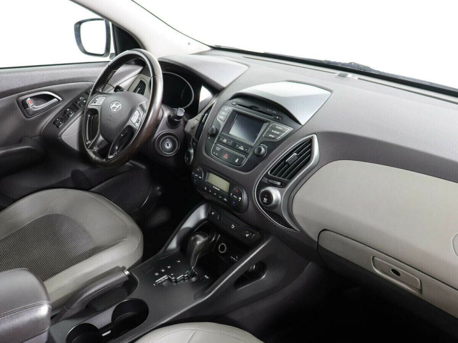 Hyundai ix35 2.0 АКПП, 2013, 129 000 км фото 8