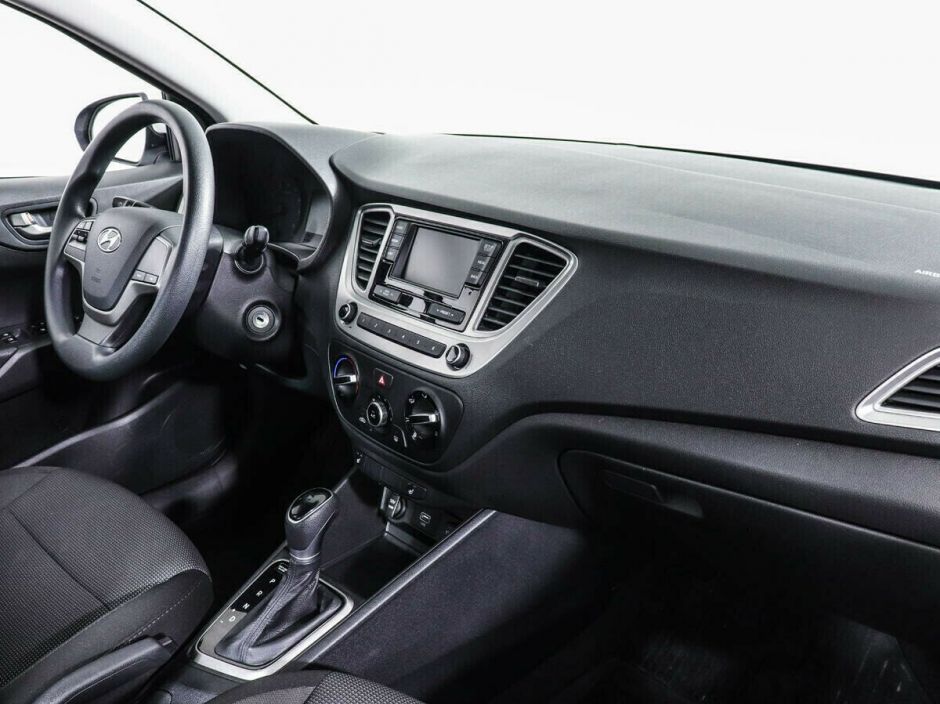 Hyundai Solaris 1.6 АКПП, 2019, 52 000 км фото 7