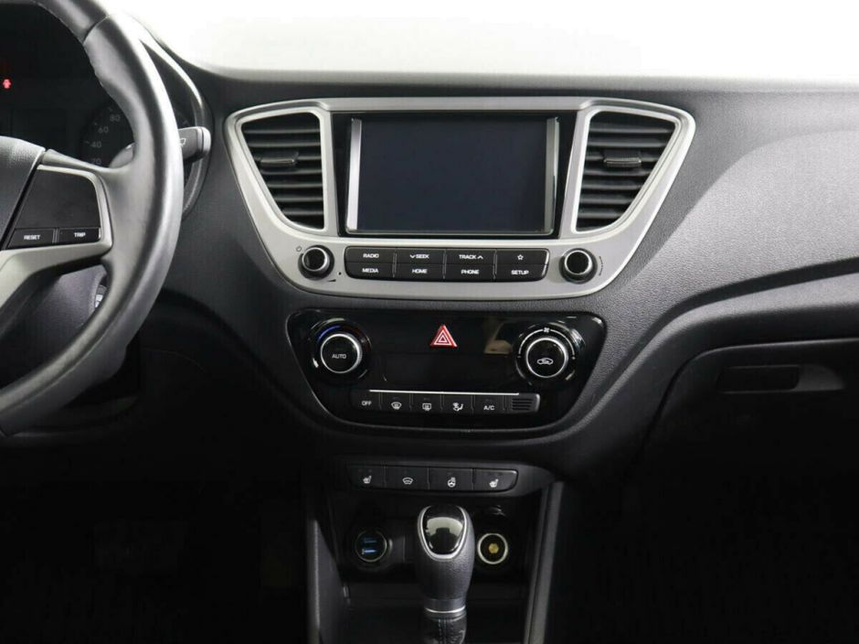 Hyundai Solaris 1.6 АКПП, 2019, 48 000 км фото 7