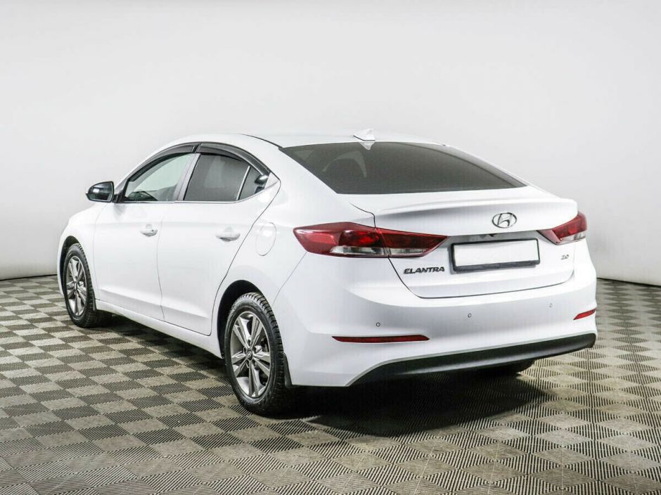 Hyundai Elantra 2.0 АКПП, 2018, 68 000 км фото 4
