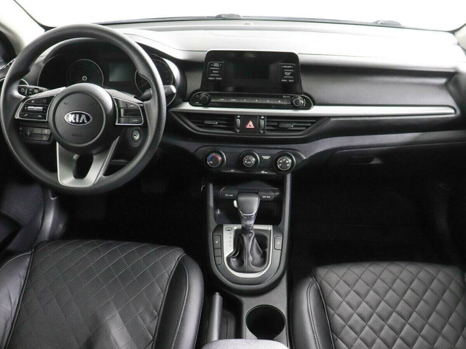 Kia Cerato 1.6 АКПП, 2018, 65 000 км фото 9