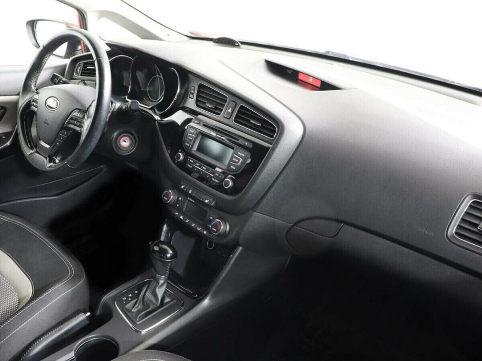 Kia Ceed 1.6 АКПП, 2014, 120 000 км фото 7