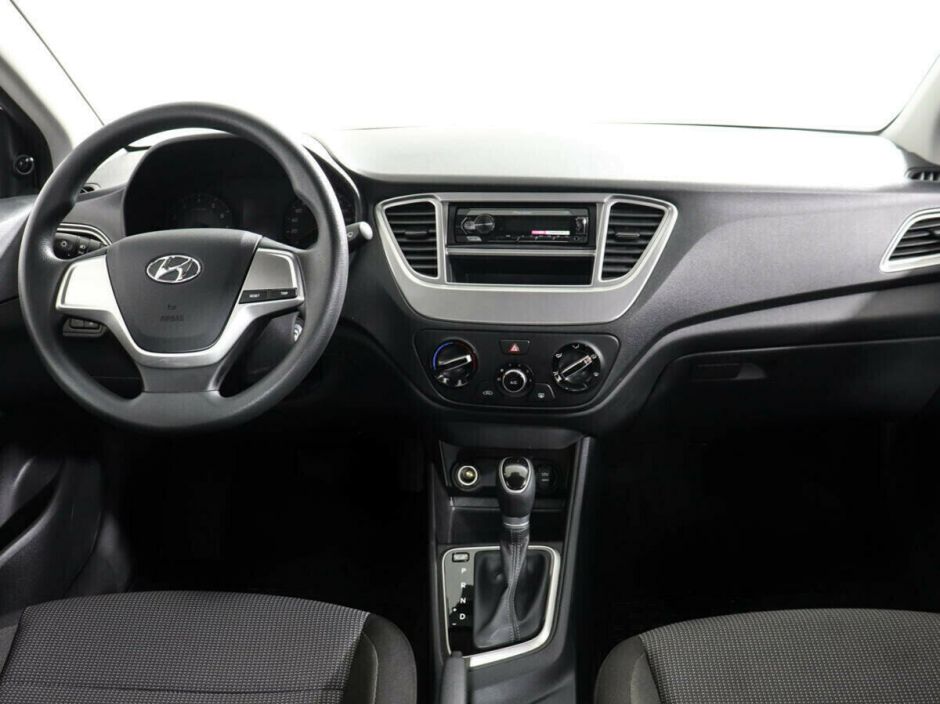 Hyundai Solaris 1.4 АКПП, 2020, 40 000 км фото 8