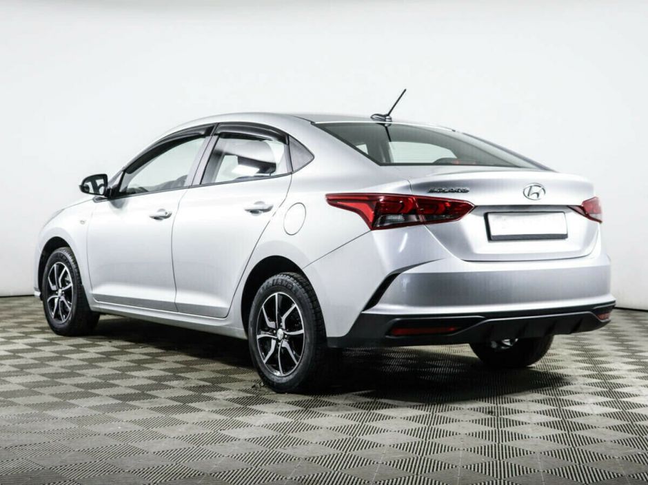 Hyundai Solaris 1.6 АКПП, 2020, 45 000 км фото 3