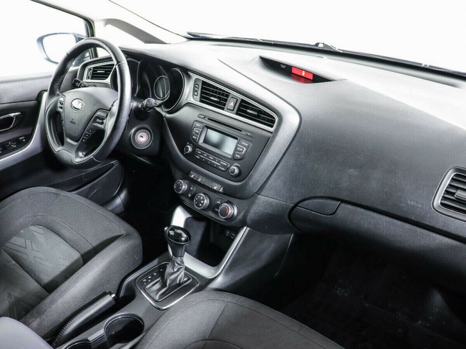 Kia Ceed 1.6 АКПП, 2018, 63 000 км фото 5