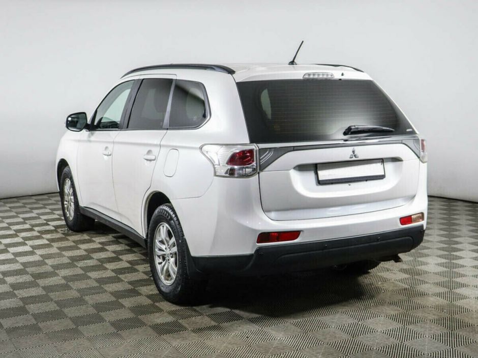 Mitsubishi Outlander 2.0 CVT, 2013, 124 000 км фото 4