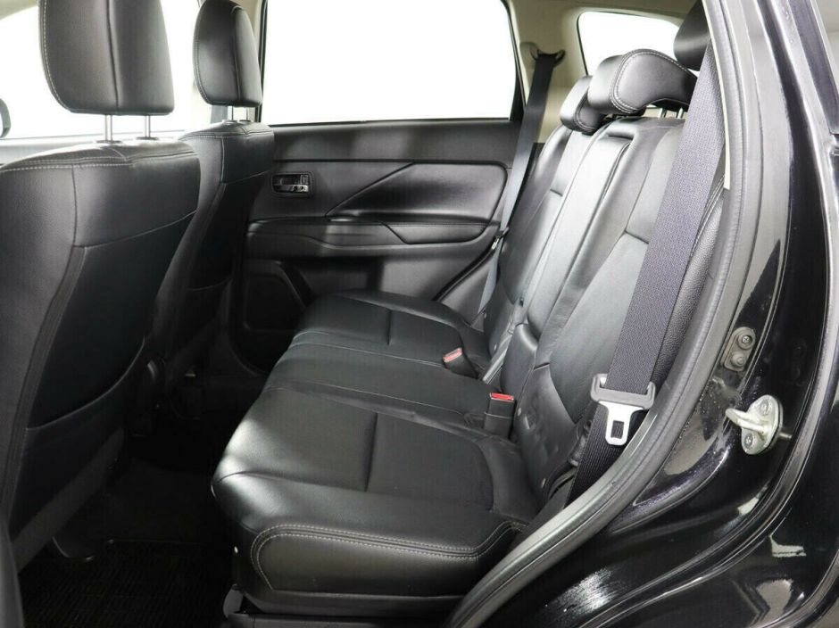 Mitsubishi Outlander 2.4 CVT, 2012, 131 000 км фото 6