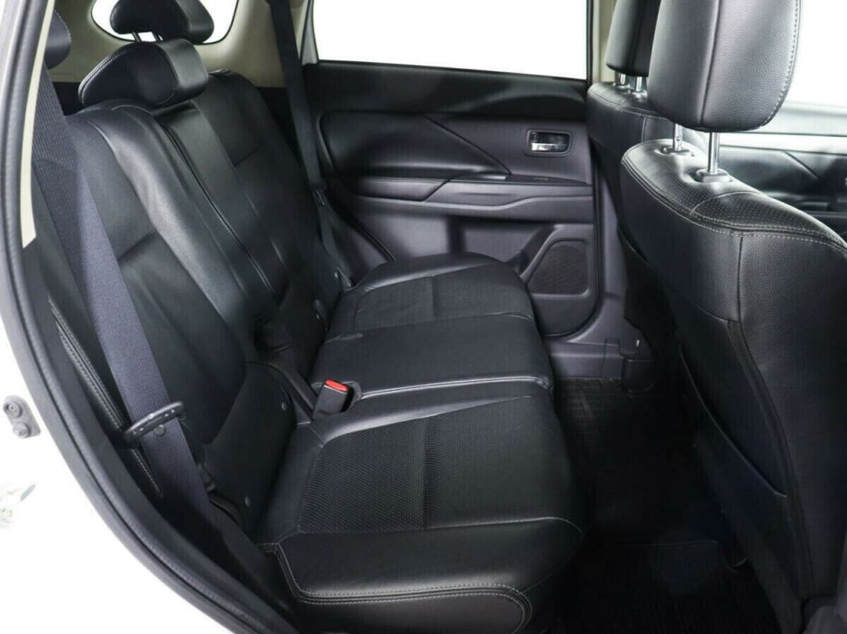 Mitsubishi Outlander 2.4 CVT, 2013, 121 000 км фото 10