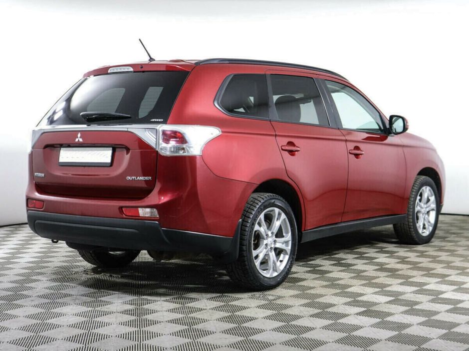 Mitsubishi Outlander 2.0 CVT, 2014, 120 000 км фото 2