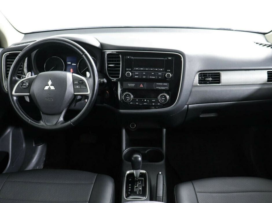 Mitsubishi Outlander 2.0 CVT, 2012, 136 000 км фото 7
