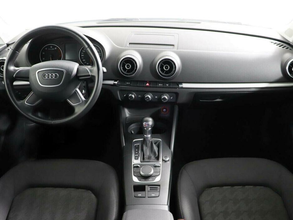 Audi A3 1.4 РКПП, 2015, 110 000 км фото 7