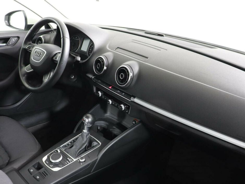 Audi A3 1.4 РКПП, 2015, 104 000 км фото 7