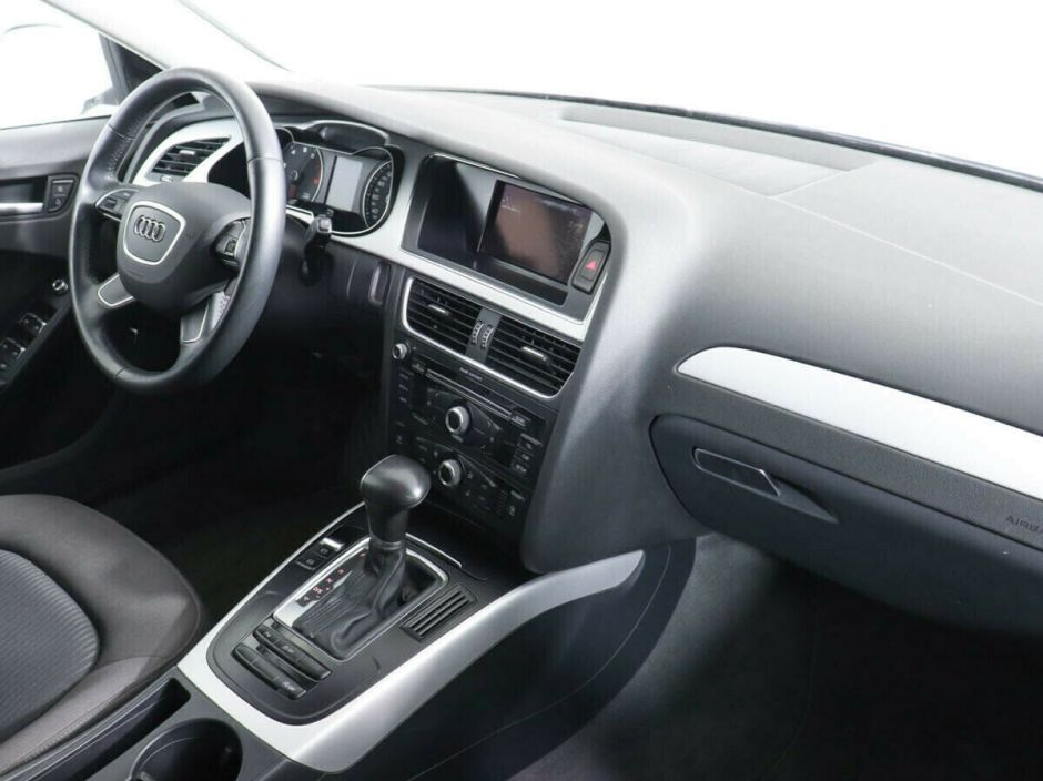 Audi A4 1.8 CVT, 2015, 100 000 км фото 8