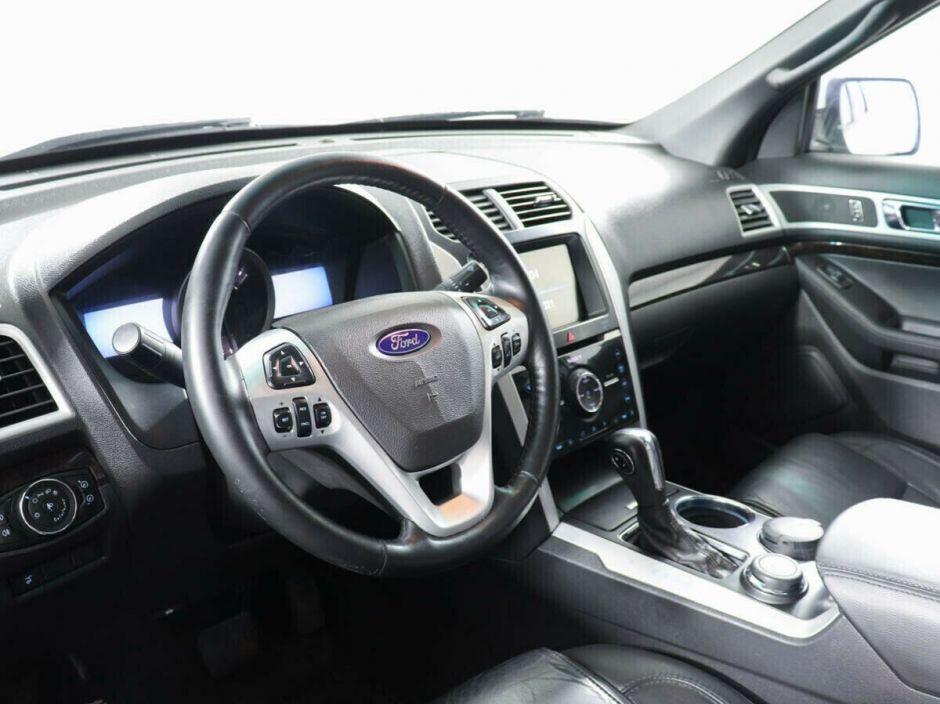 Ford Explorer 3.5 АКПП, 2012, 141 000 км фото 5
