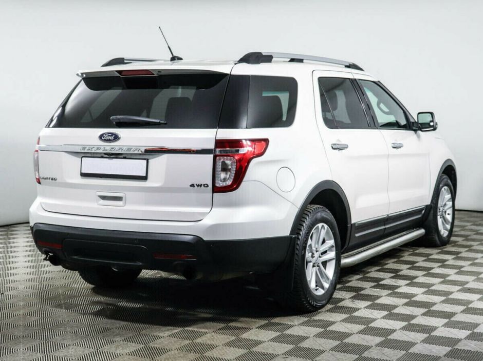 Ford Explorer 3.5 АКПП, 2012, 142 000 км фото 3