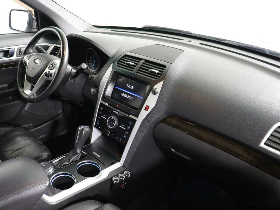 Ford Explorer 3.5 АКПП, 2015, 105 000 км фото 8