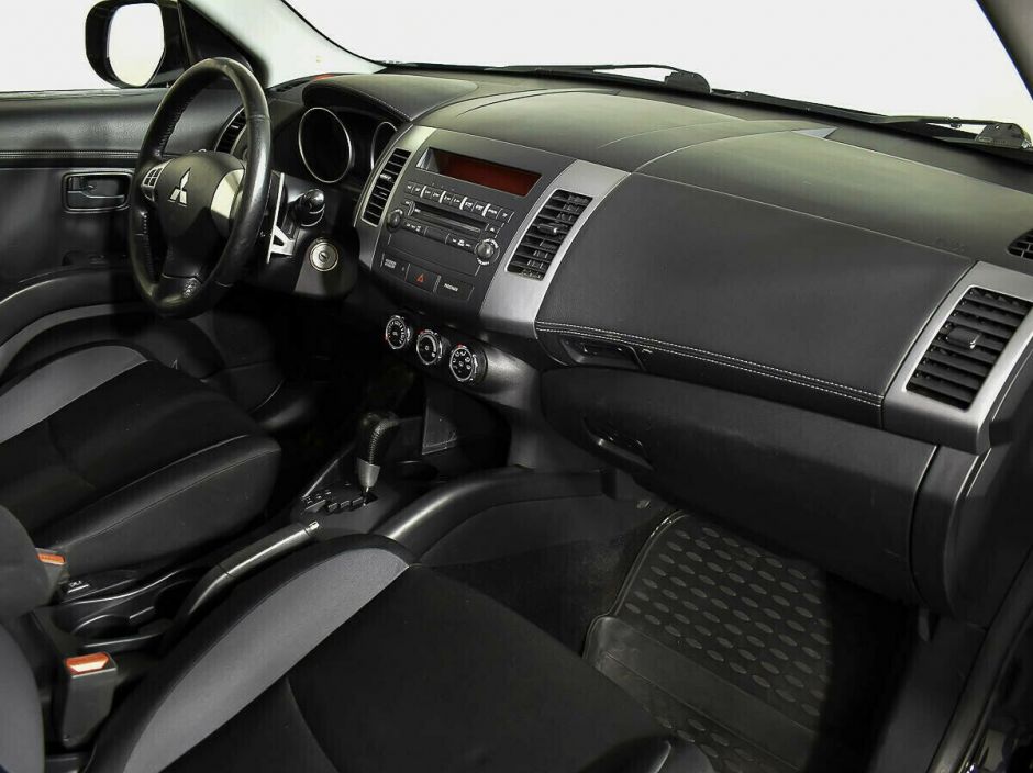 Mitsubishi Outlander 2.0 CVT, 2010, 170 000 км фото 8