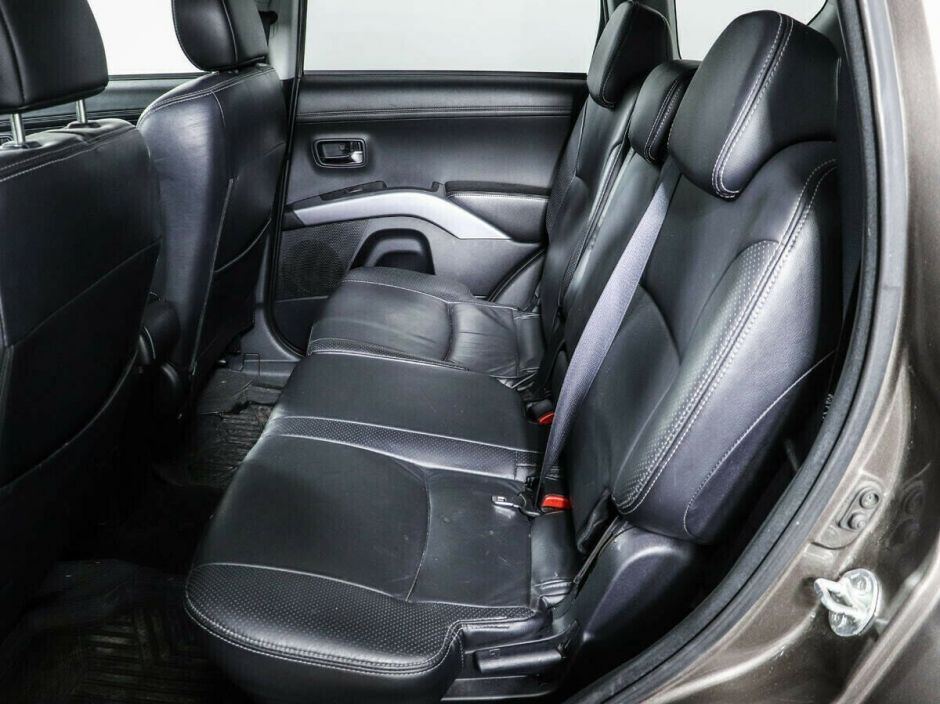 Mitsubishi Outlander 2.0 CVT, 2011, 156 000 км фото 9
