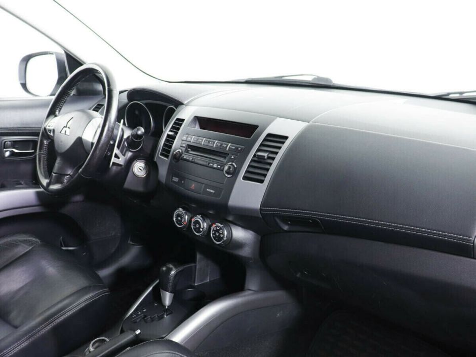 Mitsubishi Outlander 2.0 CVT, 2011, 144 000 км фото 6
