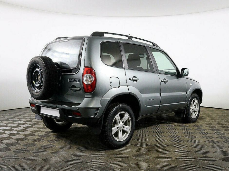 Chevrolet Niva 1.7 МКПП, 2019, 56 000 км фото 7