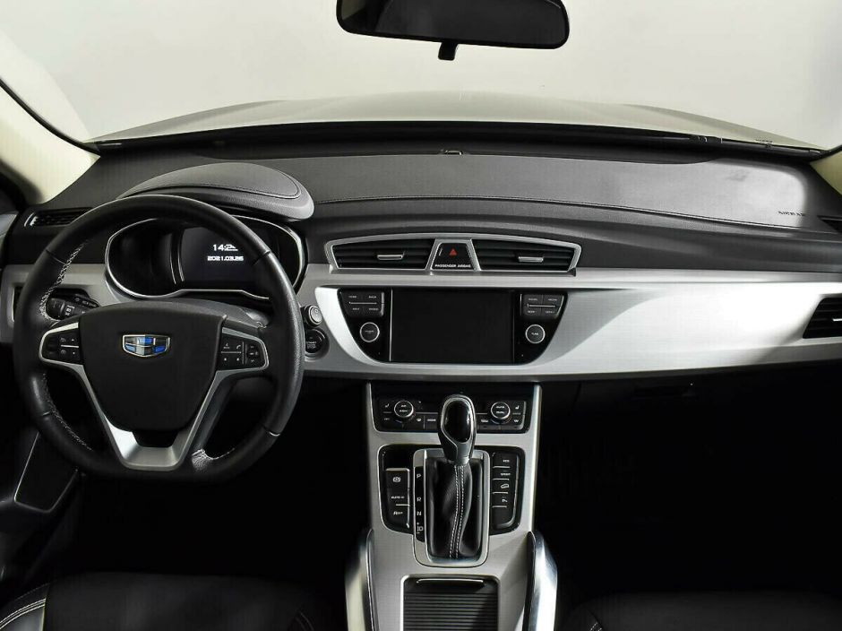 Geely Atlas 1.8 АКПП, 2018, 72 000 км фото 5