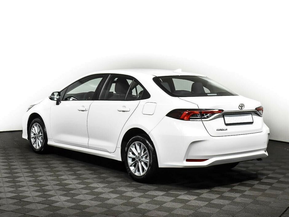 Toyota Corolla 1.6 CVT, 2019, 47 000 км фото 4