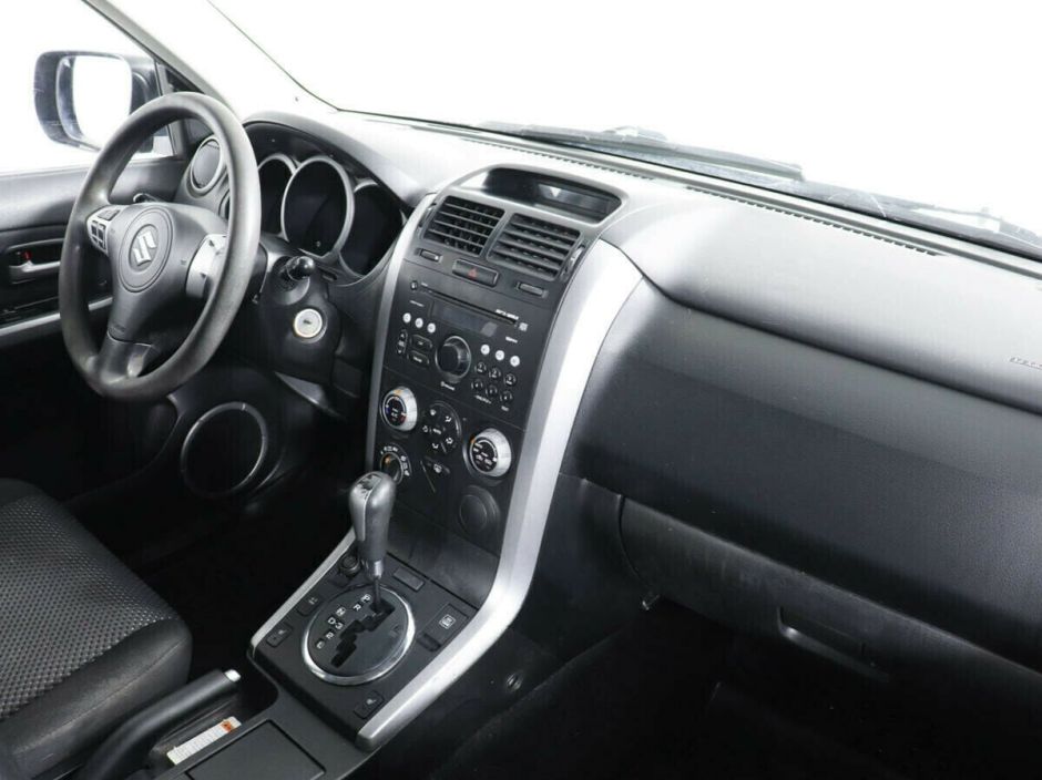 Suzuki Grand Vitara 2.0 АКПП, 2008, 184 000 км фото 8