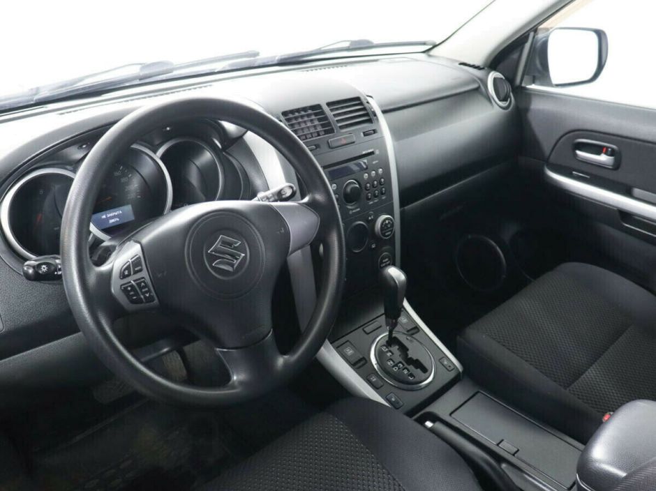 Suzuki Grand Vitara 2.4 АКПП, 2010, 170 000 км фото 5