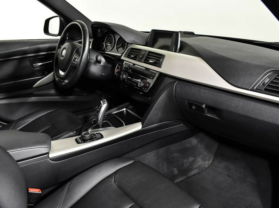 BMW 3 серии 1.5 АКПП, 2015, 96 000 км фото 12