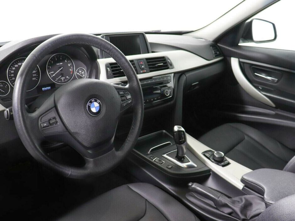 BMW 3 серии 1.5 АКПП, 2015, 110 000 км фото 6