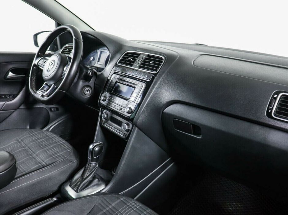 Volkswagen Polo 1.4 РКПП, 2018, 68 000 км фото 10
