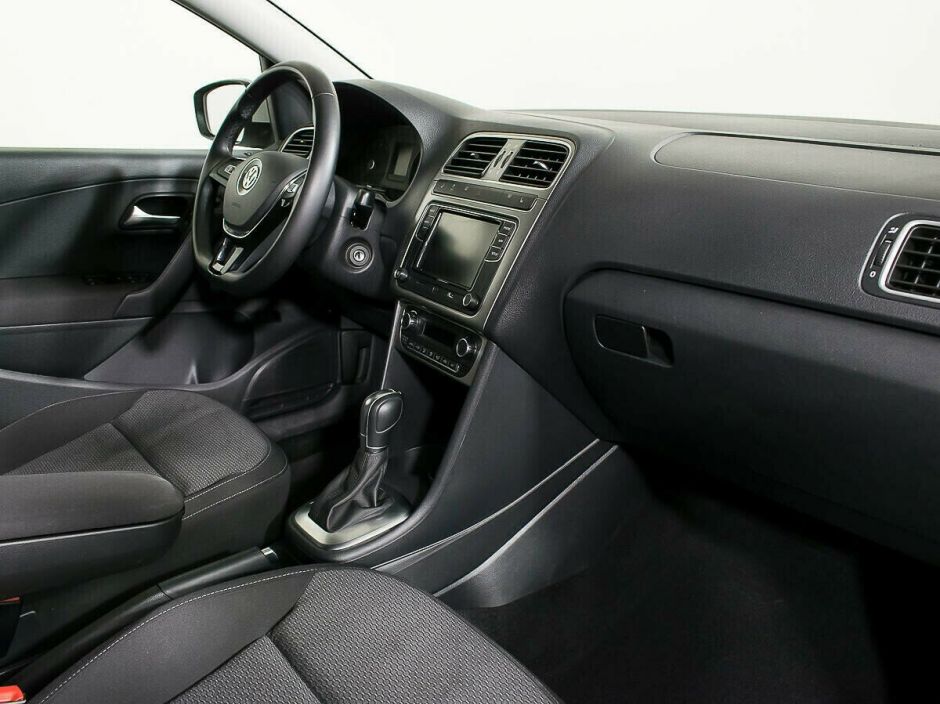 Volkswagen Polo 1.4 РКПП, 2018, 65 000 км фото 11