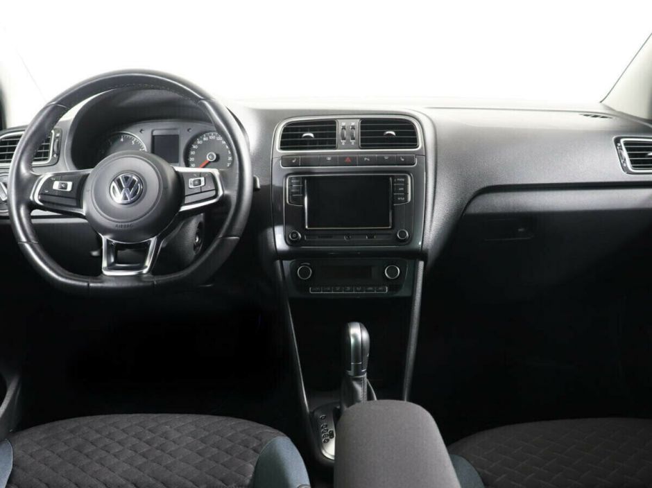 Volkswagen Polo 1.6 АКПП, 2018, 73 000 км фото 5