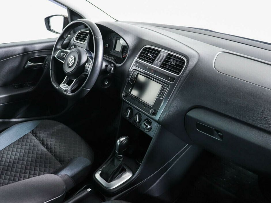 Volkswagen Polo 1.6 АКПП, 2017, 79 000 км фото 9