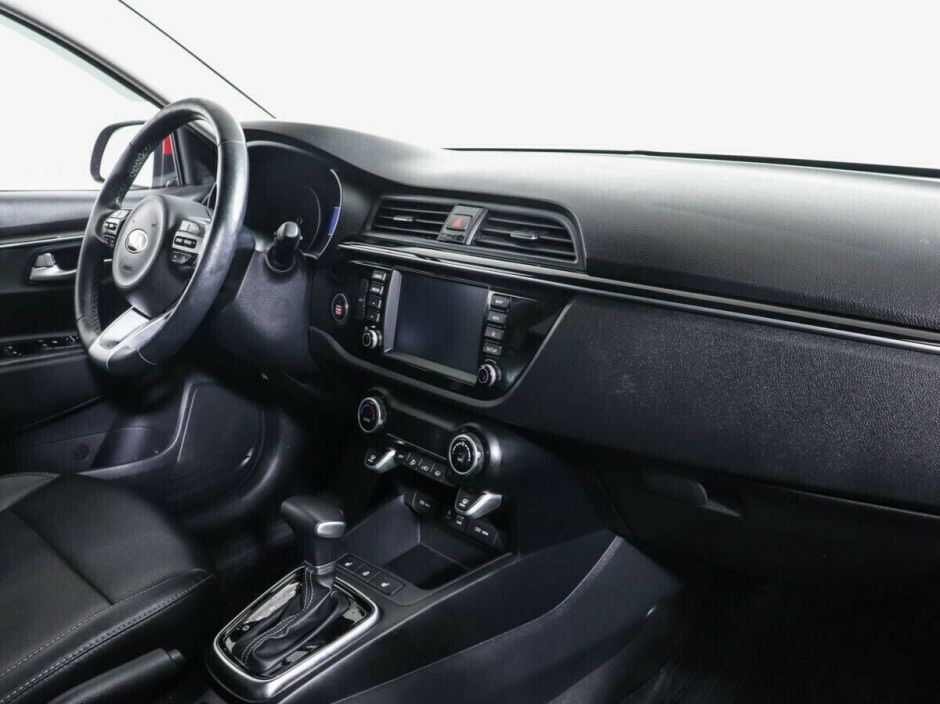 Kia Rio 1.6 АКПП, 2019, 56 000 км фото 10