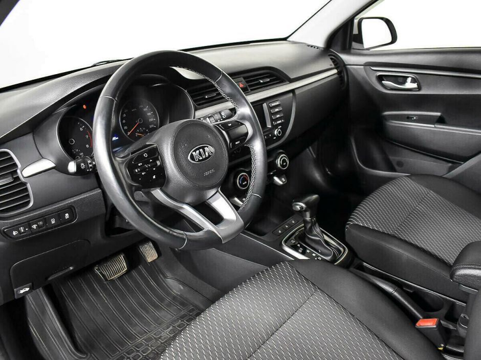 Kia Rio 1.6 АКПП, 2017, 75 000 км фото 5