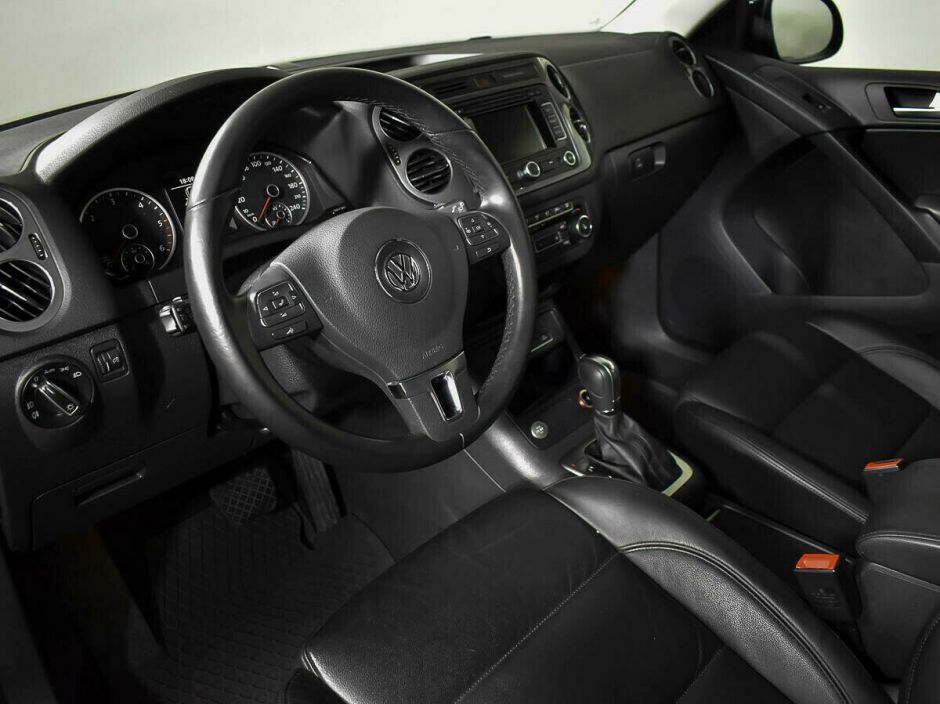 Volkswagen Tiguan 2.0 АКПП, 2012, 144 000 км фото 9