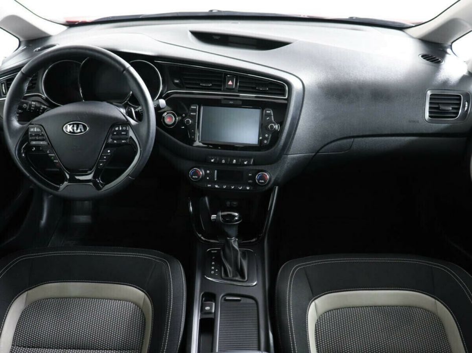 Kia Ceed 1.6 РКПП, 2017, 76 000 км фото 8