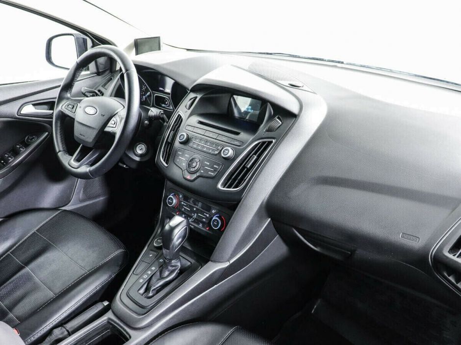 Ford Focus 1.6 РКПП, 2017, 75 000 км фото 5