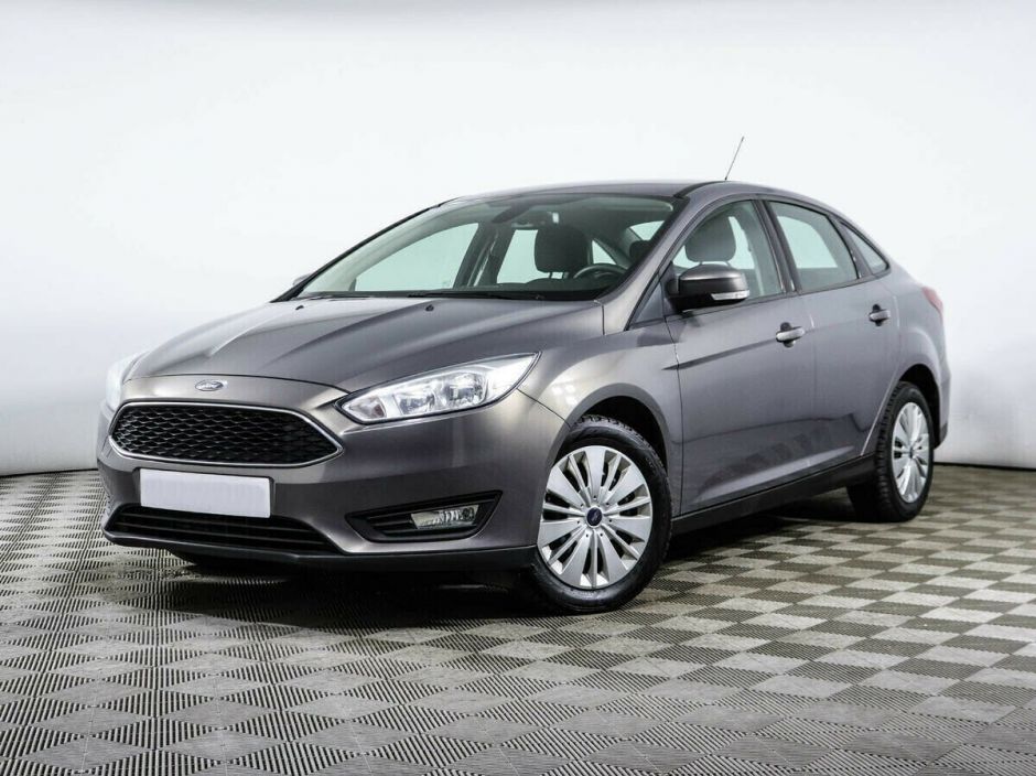 Ford Focus 1.6 РКПП, 2015, 100 000 км фото 1